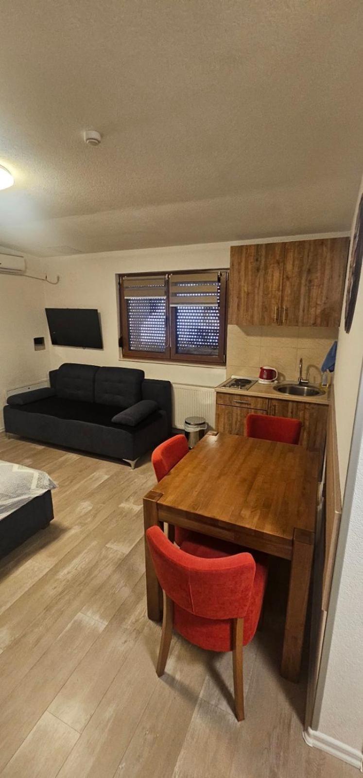 Apartmani Vesto Banja Luka Exterior foto