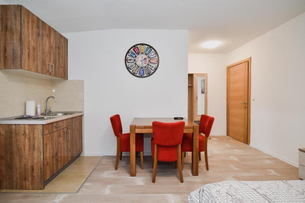 Apartmani Vesto Banja Luka Exterior foto
